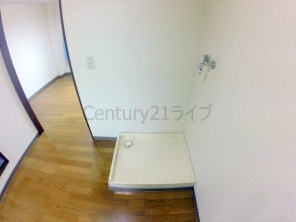 宝塚市逆瀬川１丁目のマンション