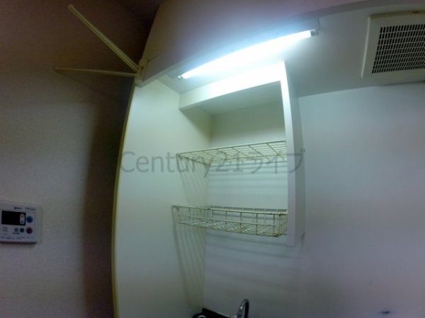 宝塚市逆瀬川１丁目のマンション