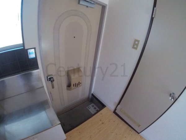 宝塚市鹿塩２丁目のアパート