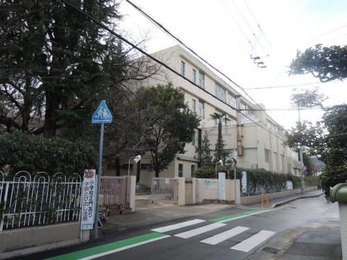 西宮市一里山町のマンション(西宮市立小学校段上小学校)