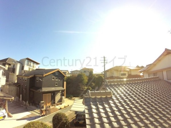 宝塚市逆瀬川２丁目のアパート