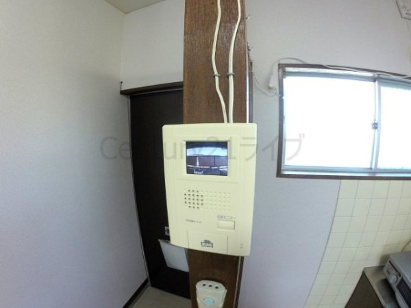 宝塚市逆瀬川２丁目のアパート
