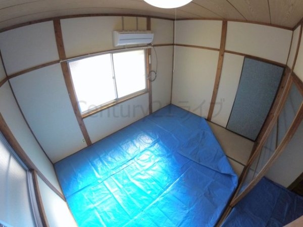 宝塚市逆瀬川２丁目のアパート
