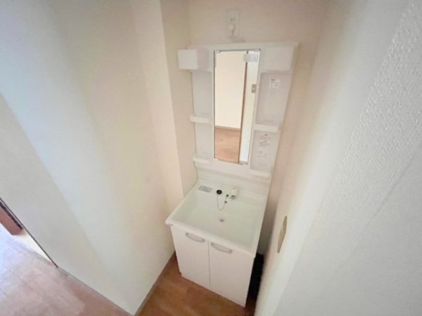 宝塚市中筋山手２丁目のアパート