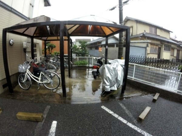川西市久代１丁目のアパート