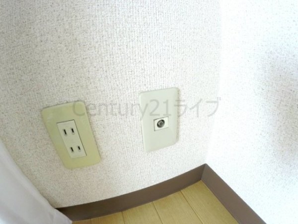 西宮市下大市東町のアパート