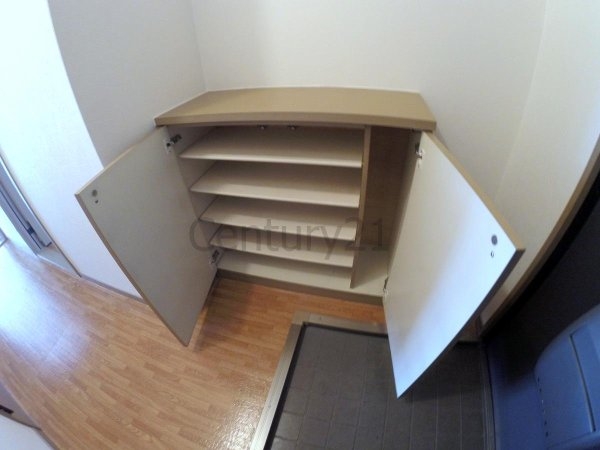 宝塚市高司３丁目のマンション