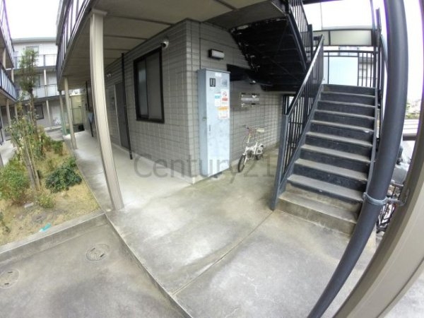 宝塚市高司３丁目のマンション