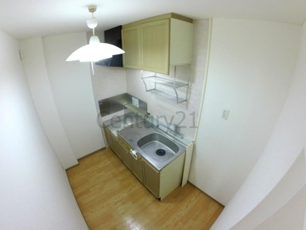 宝塚市高司３丁目のマンション