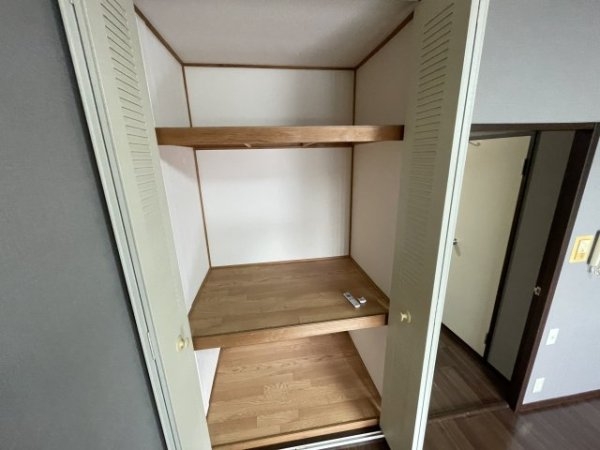 西宮市高木東町のアパート