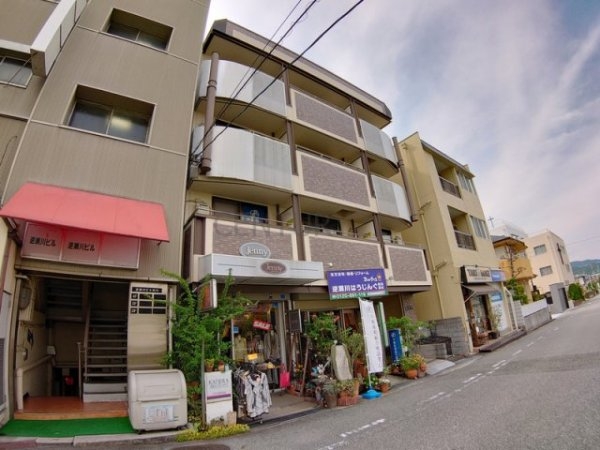 宝塚市中州１丁目のマンション