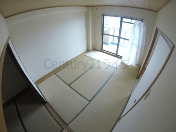 宝塚市平井２丁目のマンション