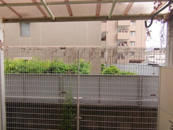 西宮市薬師町のアパート