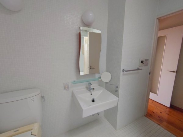 西宮市高木西町のマンション