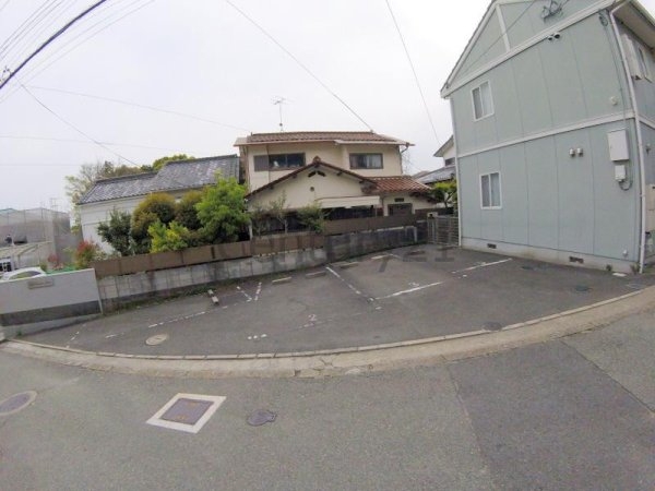 箕面市箕面７丁目のアパート