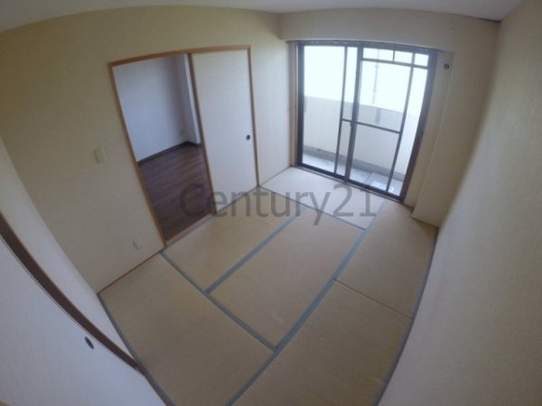 川西市萩原１丁目のマンション