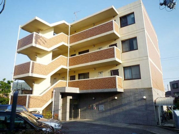 川西市萩原１丁目のマンション