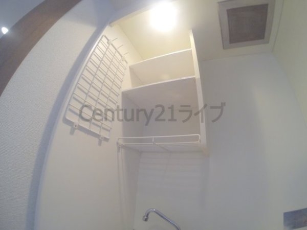 川西市出在家町のマンション