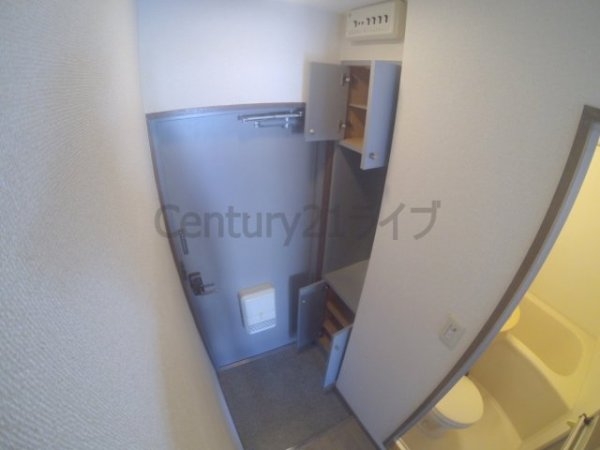 川西市出在家町のマンション