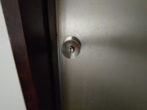 川西市南花屋敷１丁目のマンション