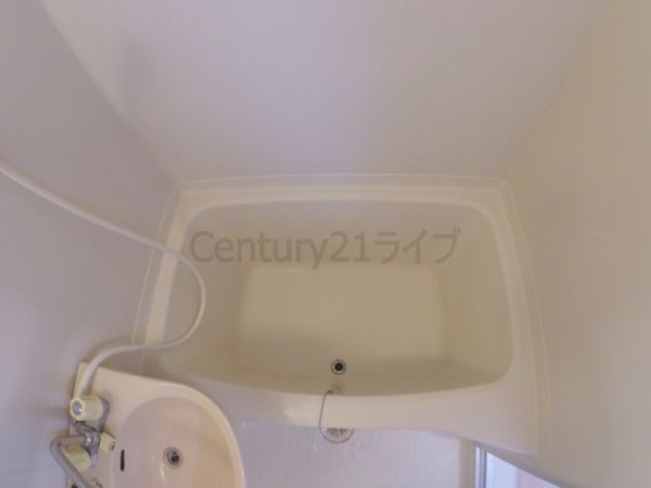 西宮市上大市２丁目のアパート