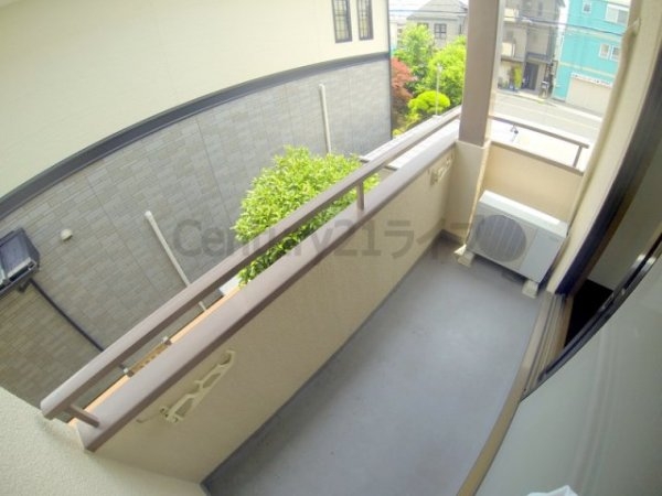 宝塚市山本中２丁目のマンション