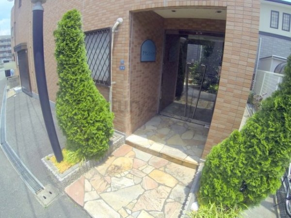 宝塚市山本中２丁目のマンション