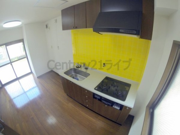 宝塚市山本中２丁目のマンション