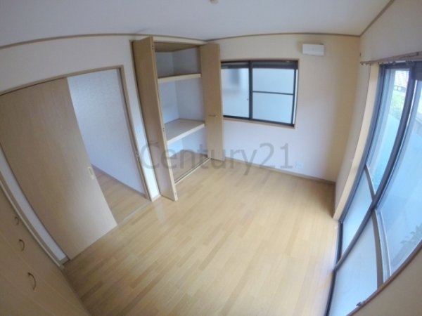 川西市南花屋敷２丁目のアパート