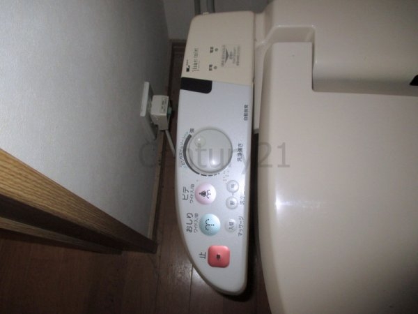 川西市南花屋敷２丁目のアパート