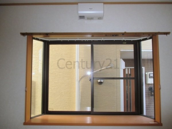 川西市南花屋敷２丁目のアパート