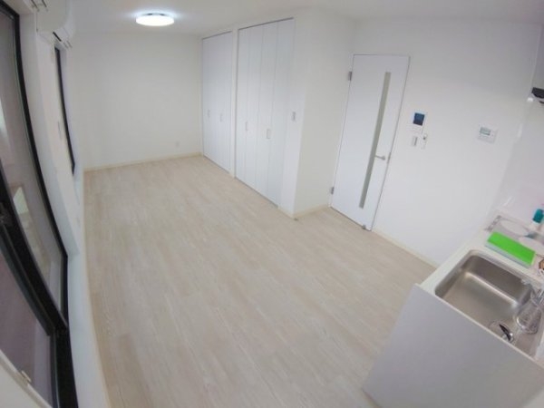 川西市花屋敷１丁目のマンション