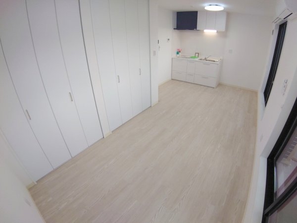 川西市花屋敷１丁目のマンション