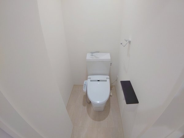 川西市花屋敷１丁目のマンション