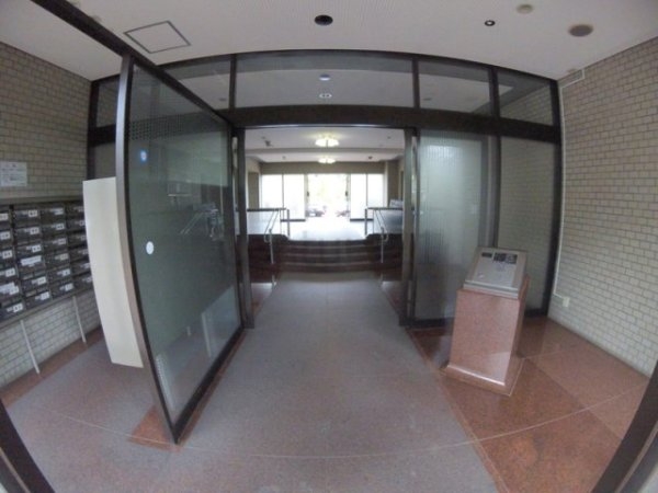 宝塚市逆瀬台１丁目のマンション