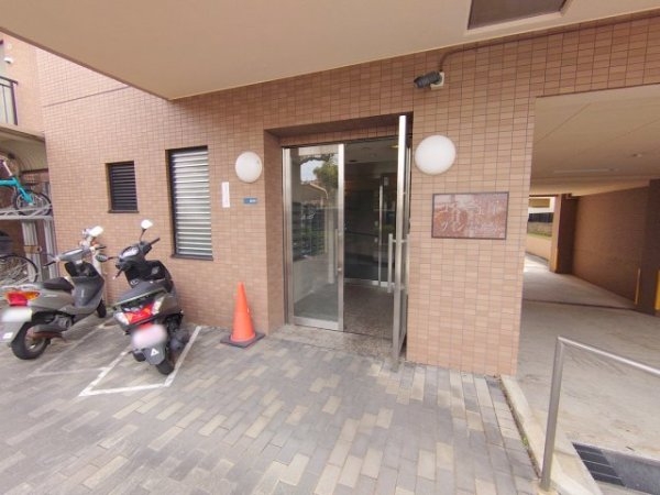 宝塚市末成町のマンション