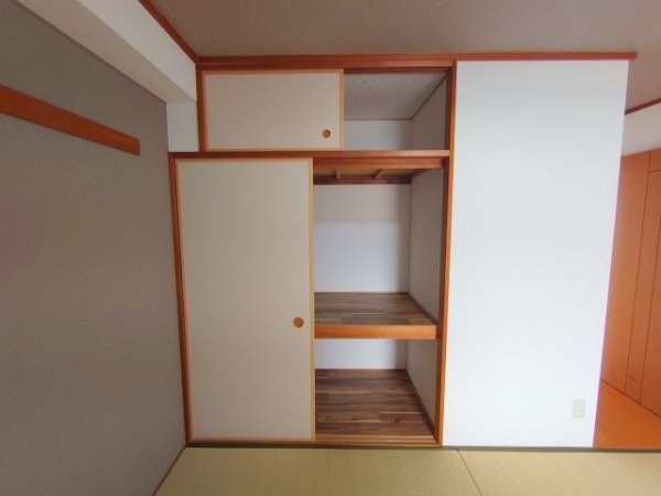 宝塚市末成町のマンション