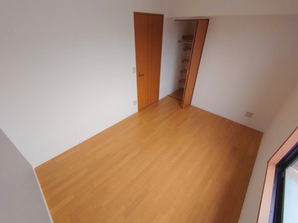宝塚市末成町のマンション