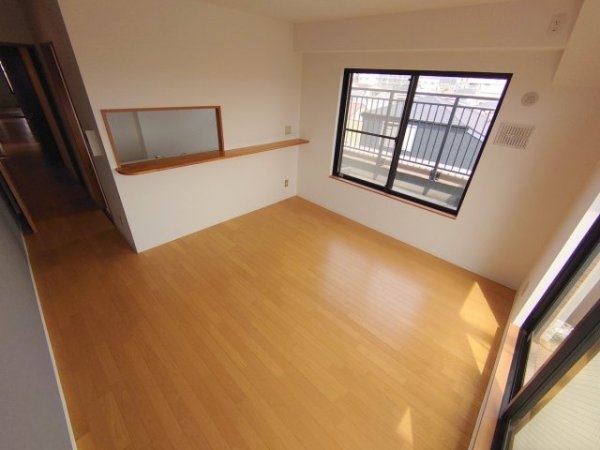 宝塚市末成町のマンション