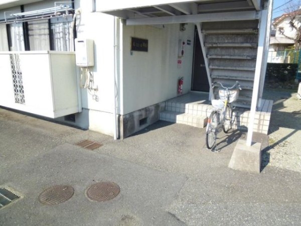 宝塚市中山寺１丁目のアパート
