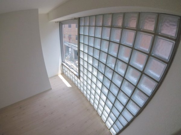 西宮市甲東園１丁目のマンション