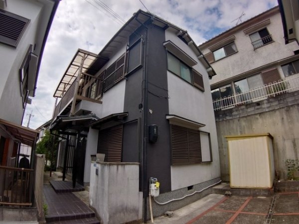 川西市鼓が滝３丁目の貸家