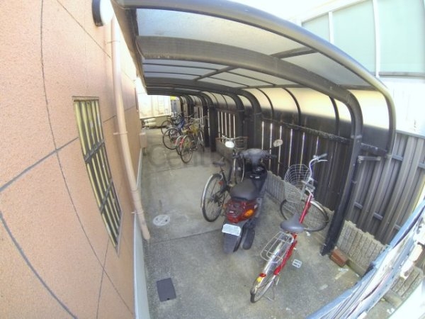 西宮市下大市東町のマンション