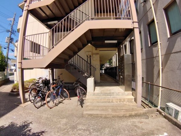 宝塚市小林２丁目のマンション