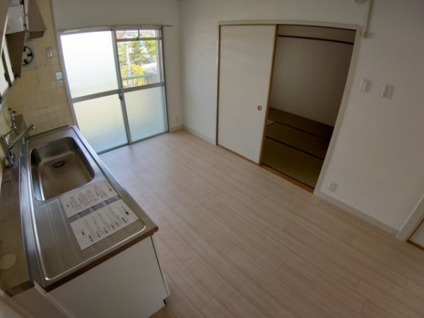 宝塚市中山五月台５丁目のマンション