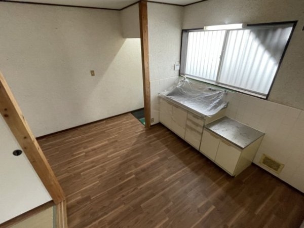 西宮市松籟荘のアパート