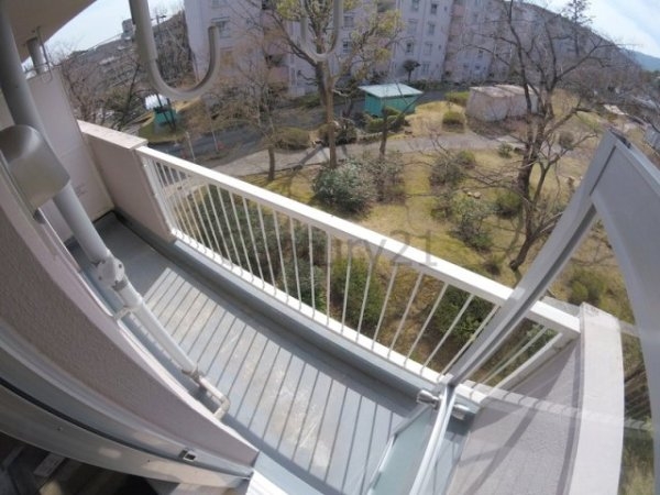 宝塚市野上６丁目のマンション