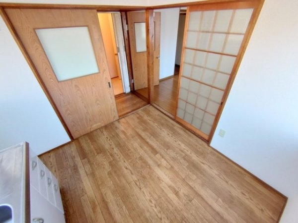 伊丹市行基町２丁目のアパート
