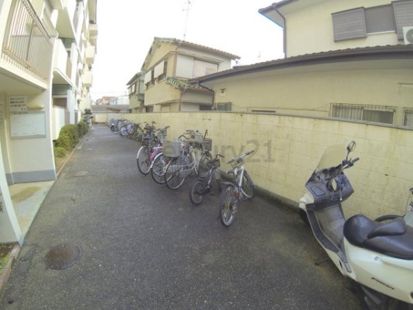 池田市旭丘１丁目のマンション