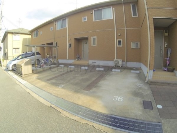 宝塚市御殿山２丁目のテラスハウス